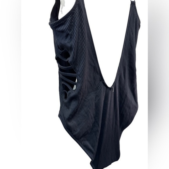 VICTORIA'S SECRET PINK Swim STRAPPY SIDE RIBBED ONE-PIECE Black - Picture 7 of 10